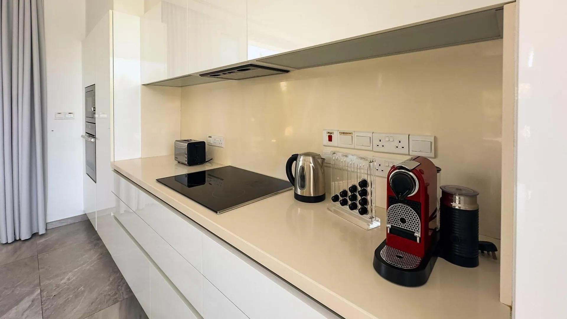 Vivo Mare 3 Bedroom Villas أيا نابا